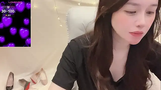 Tw Zoella online show from 05/23/26, 04:33