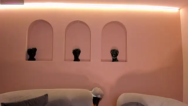 LindseyCox online show from 09/17/25, 04:14