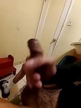 Snapshot of Bigstiffyuh chatting on 11/20/25, 01:22 Bigstiffyuh online show from 11/20/25, 01:22