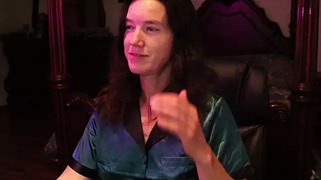 thornburyrose online show from 10/31/25, 01:50