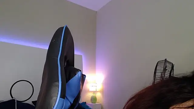 ChantalPetit online show from 11/29/25, 04:21