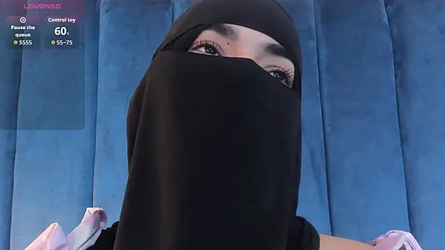 Snapshot of radiagazali chatting on 09/18/25, 06:32 radiagazali online show from 09/18/25, 06:32