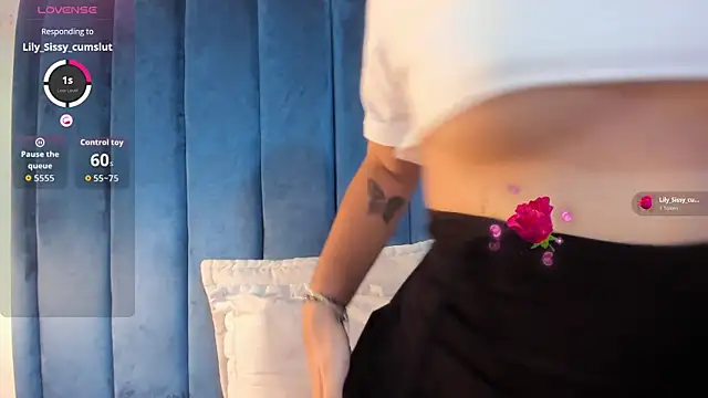 Snapshot of radiagazali chatting on 10/22/25, 06:40 radiagazali online show from 10/22/25, 06:40