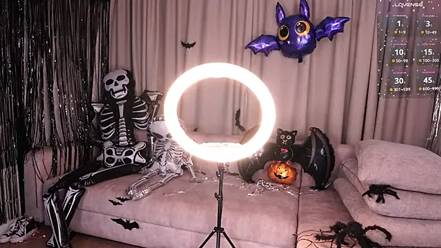 Snapshot of k_kimikooo chatting on 11/01/25, 04:47 k kimikooo online show from 11/01/25, 04:47