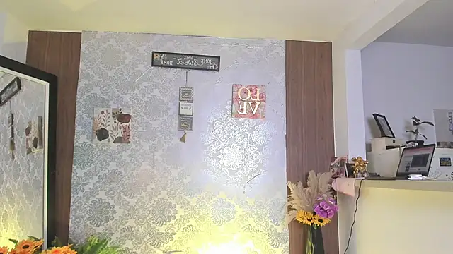 kelly thomson online show from 09/24/25, 10:24