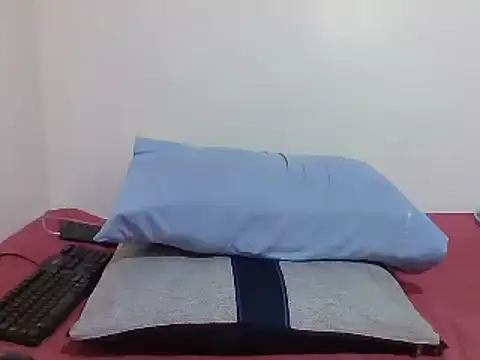 sweetelle09 online show from 02/12/25, 01:09