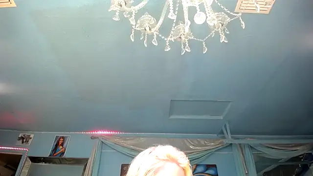 ADRIANNA FOX online show from 02/15/25, 06:44