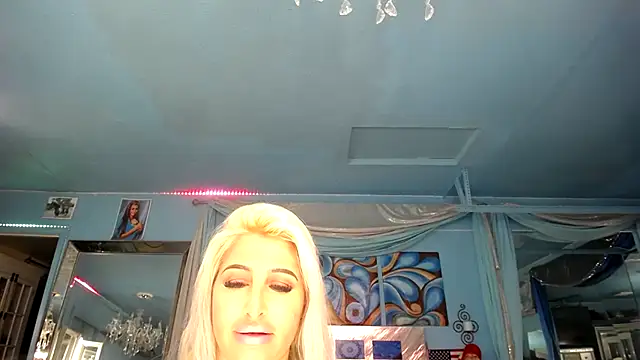 ADRIANNA FOX online show from 02/16/25, 06:10