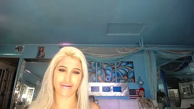 ADRIANNA FOX online show from 02/16/25, 09:15