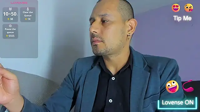 jhonyalzate2 online show from 12/07/24, 01:58