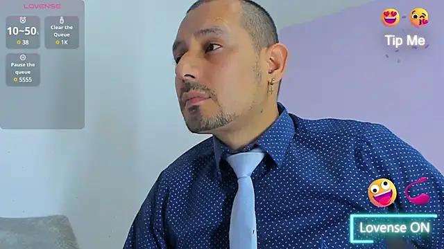 jhonyalzate2 online show from 12/10/24, 02:59