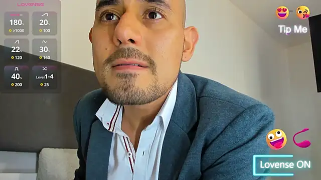 jhonyalzate2 online show from 03/15/25, 07:59