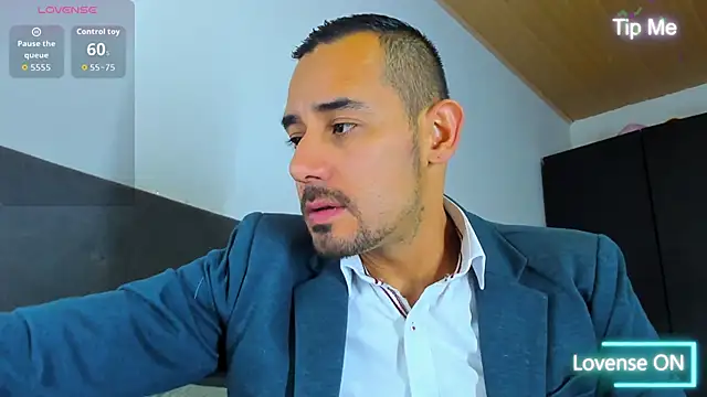 jhonyalzate2 online show from 10/12/25, 11:26