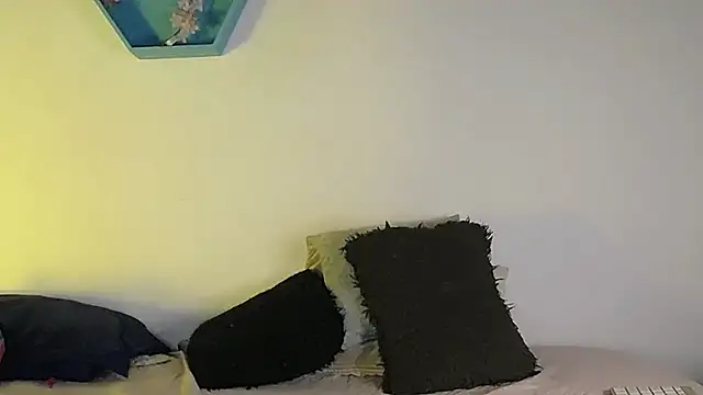 amanda milf 1 online show from 07/22/26, 08:33