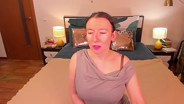 Snapshot of CatherineWalls chatting on 02/08/26, 04:16 CatherineWalls online show from 02/08/26, 04:16