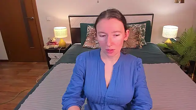 Snapshot of CatherineWalls chatting on 06/16/26, 02:03 CatherineWalls online show from 06/16/26, 02:03