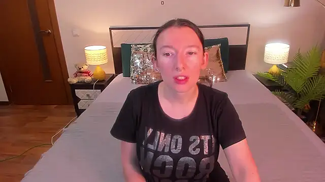 CatherineWalls online show from 07/04/26, 02:51