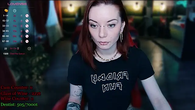 MaxPhoenixx online show from 06/12/26, 07:02