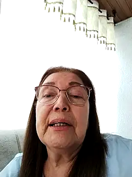 Vicky Rosse online show from 05/13/26, 06:49