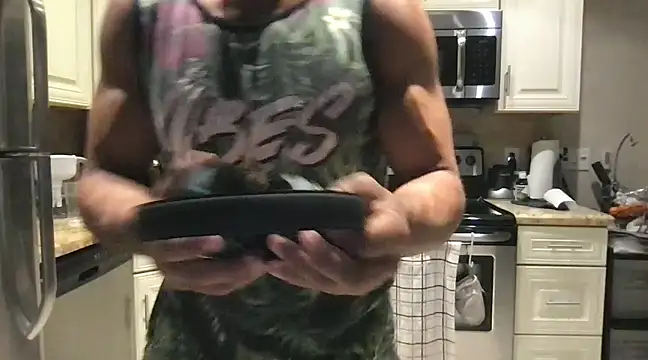 BigGuyMuscle online show from 02/14/25, 06:34
