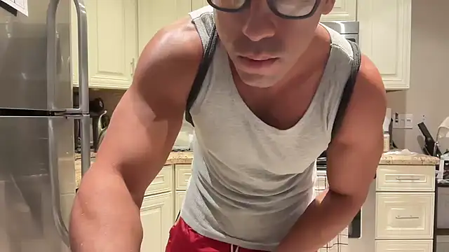 BigGuyMuscle online show from 03/01/25, 10:53