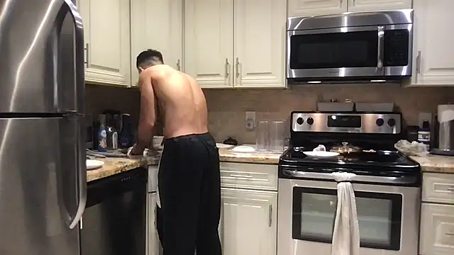 BigGuyMuscle online show from 11/29/25, 12:02