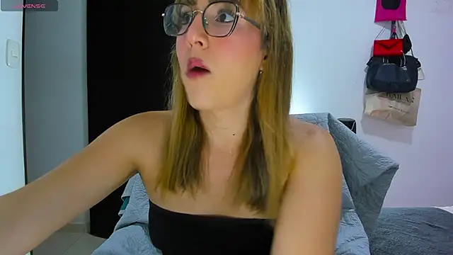 andrea hills online show from 07/03/26, 10:27