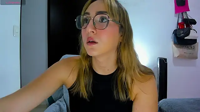 andrea hills online show from 07/10/26, 04:28