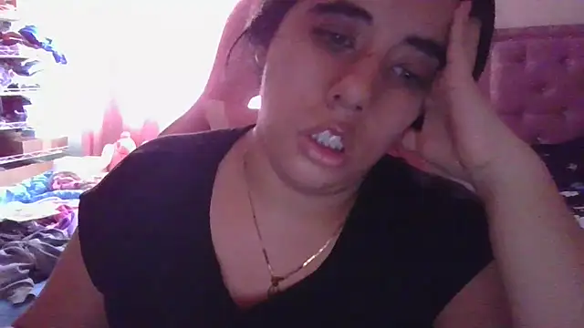 annarose19 online show from 12/02/24, 08:44