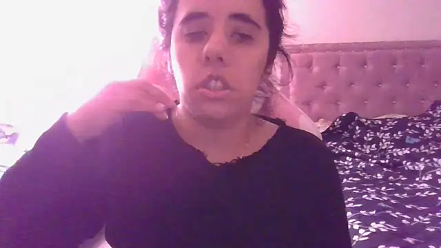 annarose19 online show from 12/04/24, 05:33