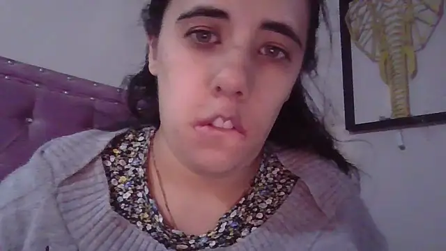 annarose19 online show from 12/07/24, 12:52