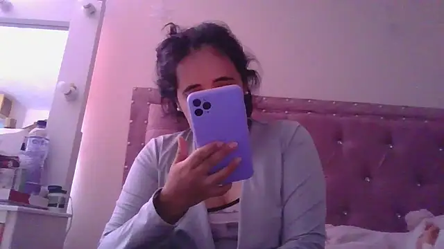 annarose19 online show from 12/17/24, 08:21