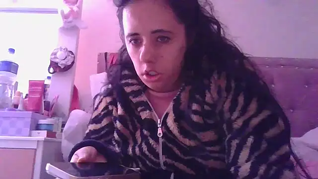 Snapshot of annarose19 chatting on 01/08/26, 05:15 annarose19 online show from 01/08/26, 05:15