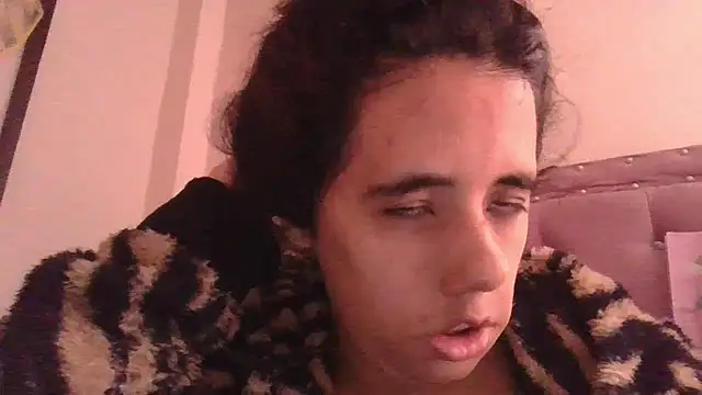 Snapshot of annarose19 chatting on 02/19/26, 08:05 annarose19 online show from 02/19/26, 08:05