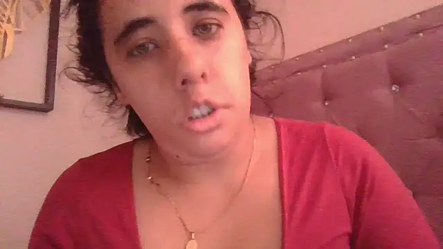 Snapshot of annarose19 chatting on 03/02/26, 06:15 annarose19 online show from 03/02/26, 06:15