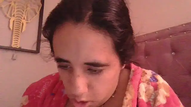 Snapshot of annarose19 chatting on 03/05/26, 07:43 annarose19 online show from 03/05/26, 07:43