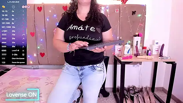 Snapshot of Zaly_mature chatting on 11/19/25, 12:54 Zaly mature online show from 11/19/25, 12:54