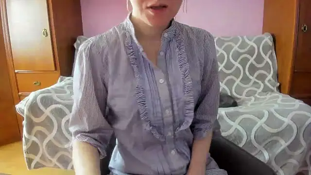 HolmesAriana online show from 01/19/25, 08:29