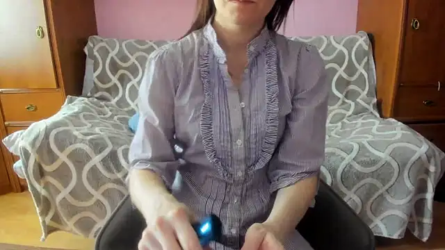 HolmesAriana online show from 01/19/25, 03:32