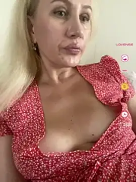 YourBlondee online show from 07/14/26, 02:05