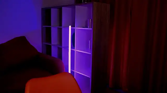 Snapshot of ItsAlisia chatting on 09/16/25, 12:39 ItsAlisia online show from 09/16/25, 12:39