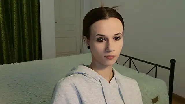 Snapshot of ItsAlisia chatting on 09/28/25, 05:46 ItsAlisia online show from 09/28/25, 05:46