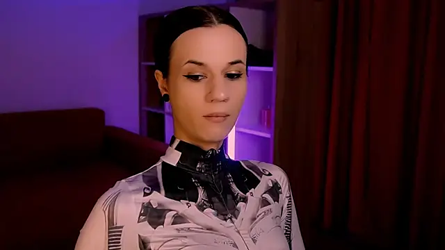 Snapshot of ItsAlisia chatting on 11/05/25, 01:33 ItsAlisia online show from 11/05/25, 01:33