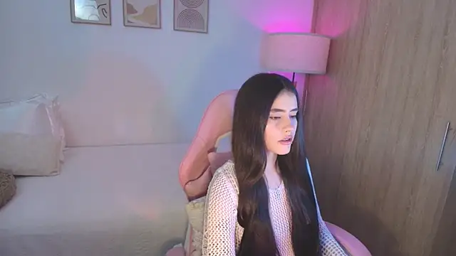 Snapshot of iriswest_ chatting on 09/24/25, 11:41 iriswest online show from 09/24/25, 11:41