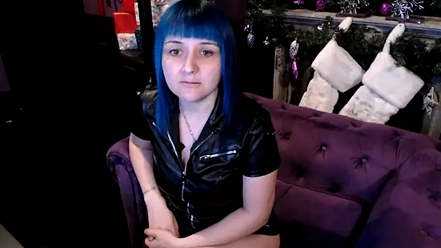 Snapshot of beauty-of-pain chatting on 12/16/25, 04:45 beauty-of-pain online show from 12/16/25, 04:45