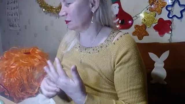 QueenLana online show from 01/14/25, 04:29