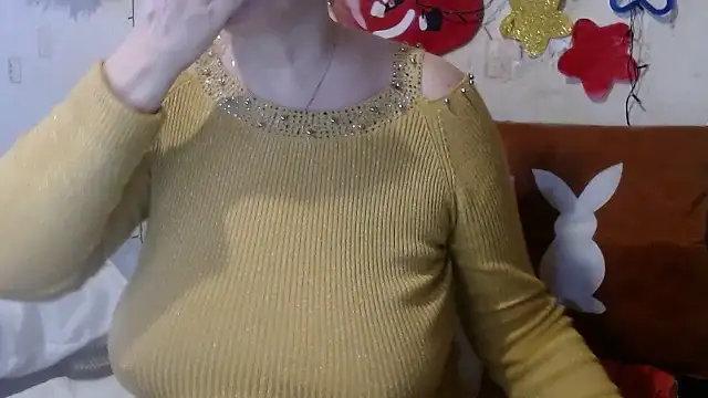 QueenLana online show from 01/22/25, 01:21