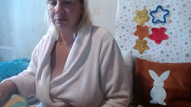 QueenLana online show from 09/08/25, 02:38