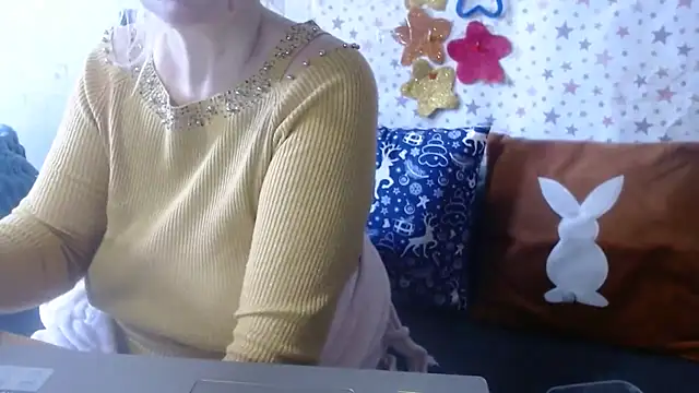 Snapshot of QueenLana chatting on 01/12/26, 09:14 QueenLana online show from 01/12/26, 09:14