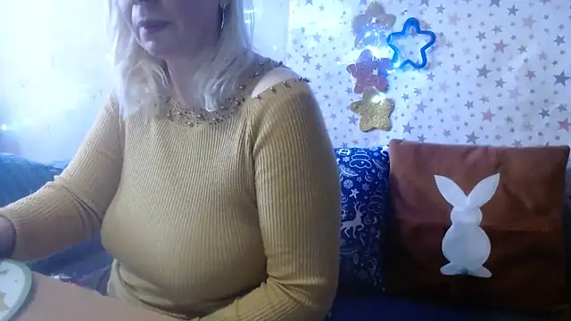 Snapshot of QueenLana chatting on 01/19/26, 11:14 QueenLana online show from 01/19/26, 11:14